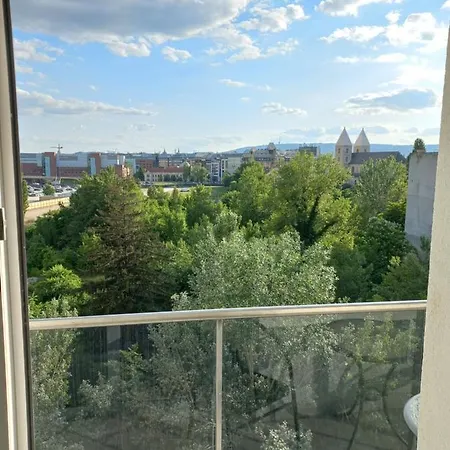 Apartment Green City Center Budapest